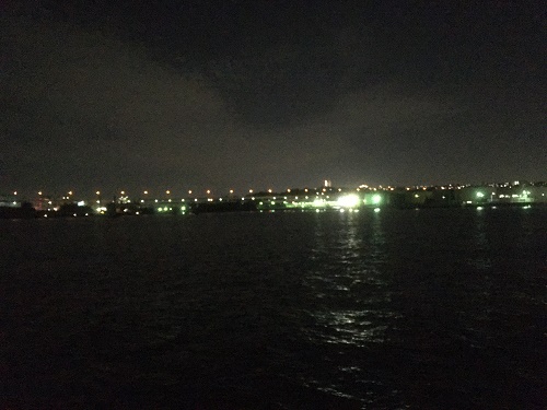 夜の根岸港画像